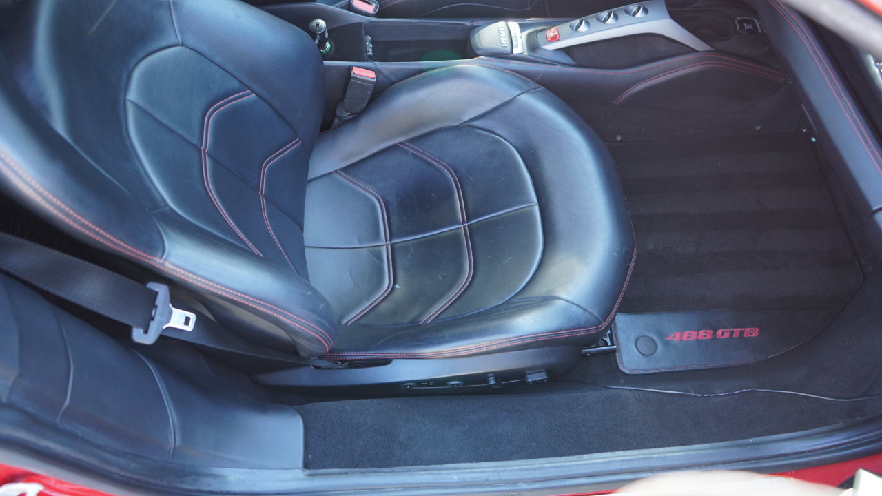 Ferrari 488 GTB 2dr Cpe 2016