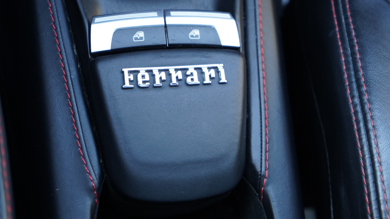 Ferrari 488 GTB 2dr Cpe 2016