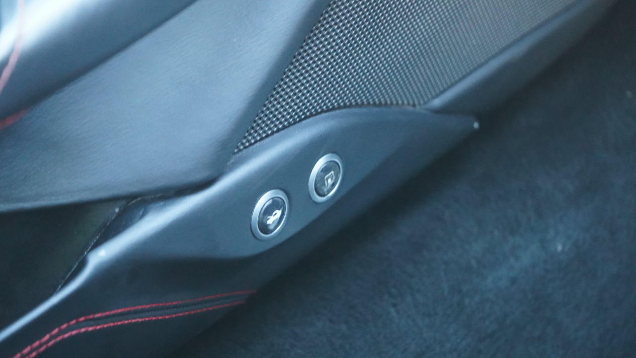 Ferrari 488 GTB 2dr Cpe 2016