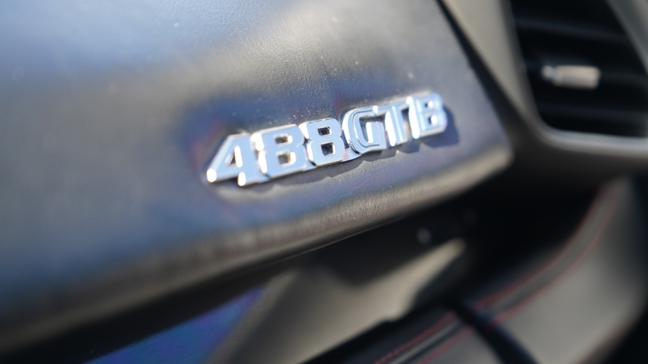 Ferrari 488 GTB 2dr Cpe 2016