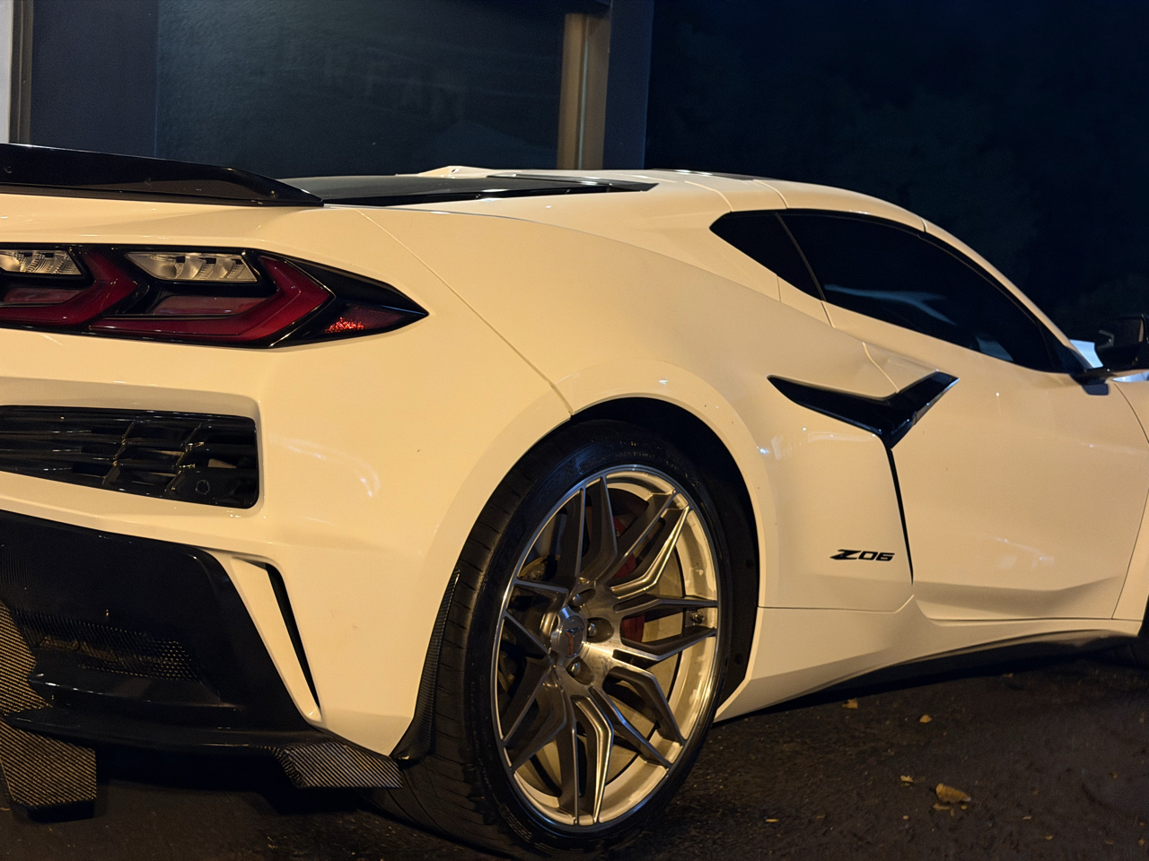 Chevrolet Corvette 2dr Z06 Cpe w/1LZ 2024