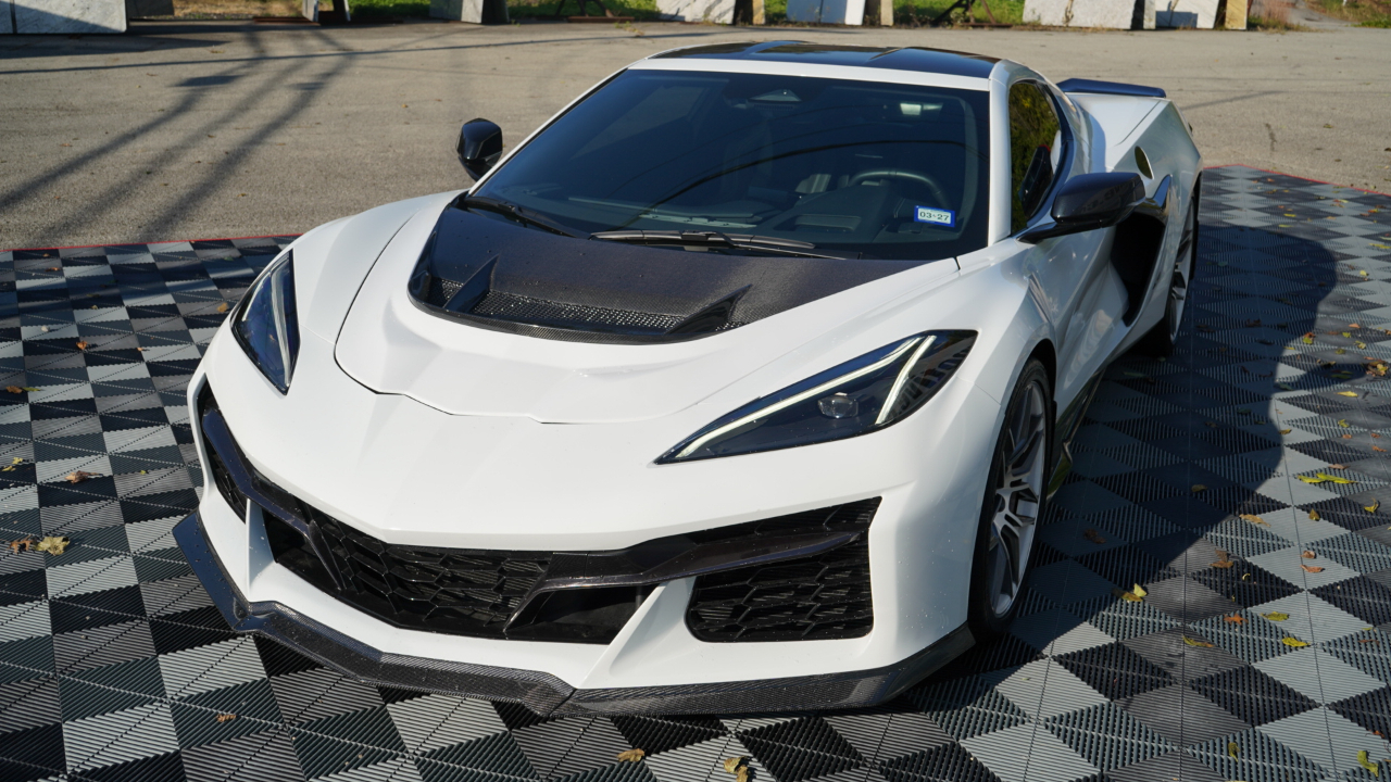 Chevrolet Corvette 2dr Z06 Cpe w/1LZ 2024