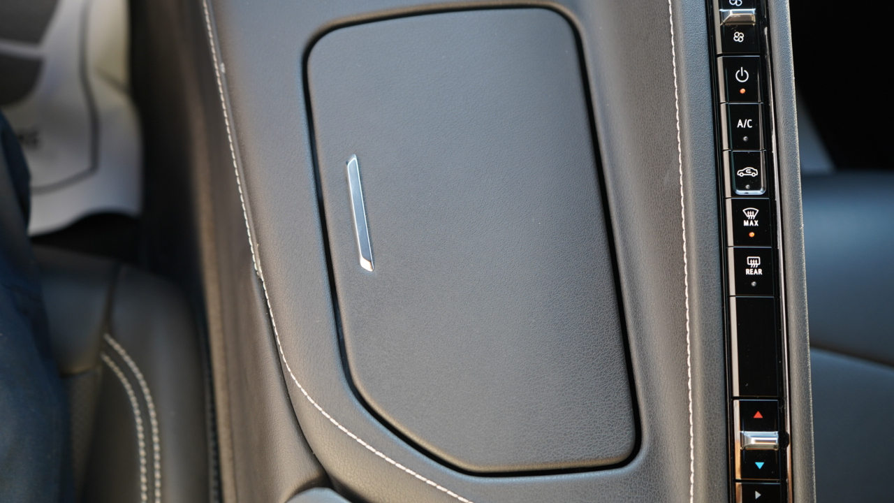 Chevrolet Corvette 2dr Z06 Cpe w/1LZ 2024