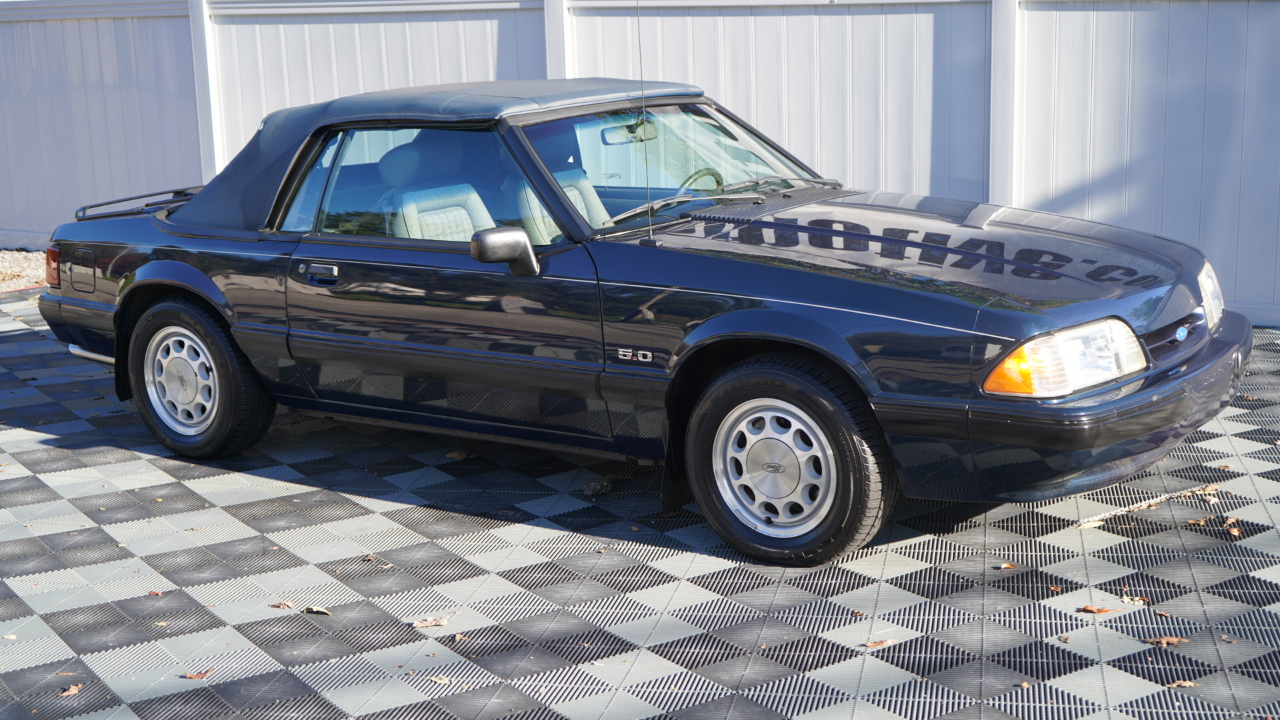 Ford Mustang 2dr Convertible LX Sport 5.0L 1989