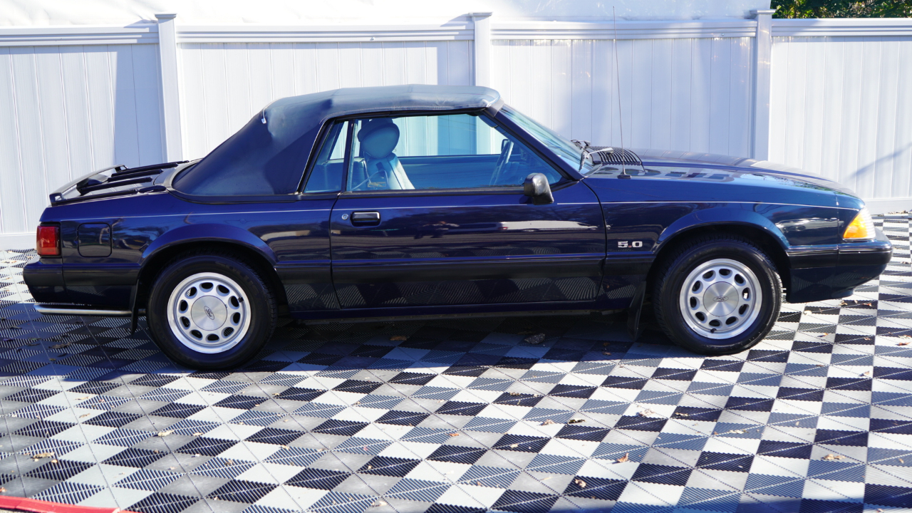 Ford Mustang 2dr Convertible LX Sport 5.0L 1989