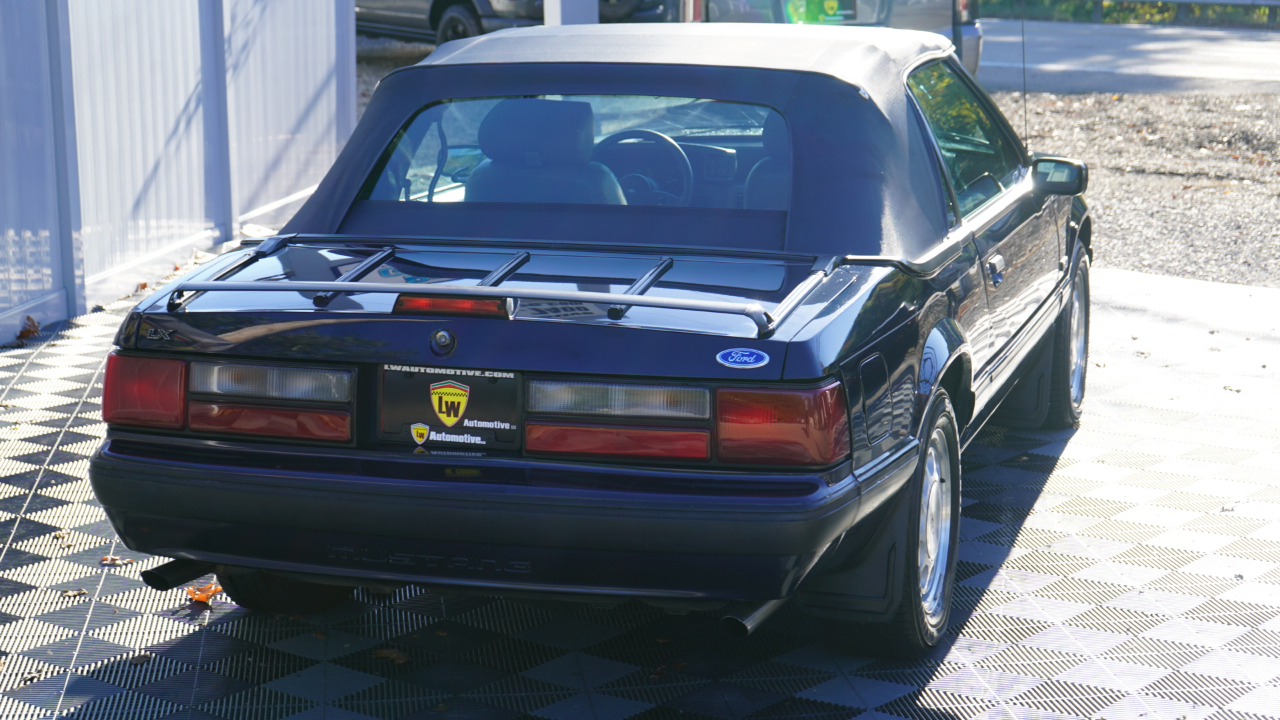 Ford Mustang 2dr Convertible LX Sport 5.0L 1989