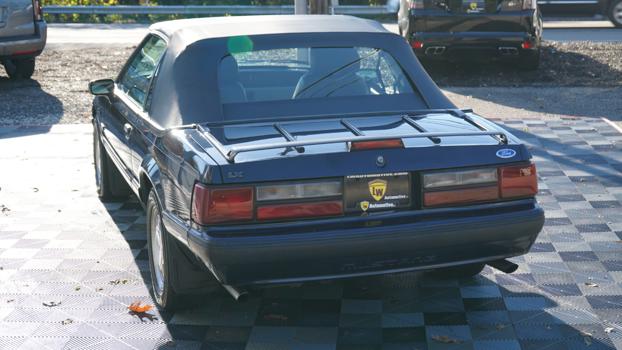 Ford Mustang 2dr Convertible LX Sport 5.0L 1989