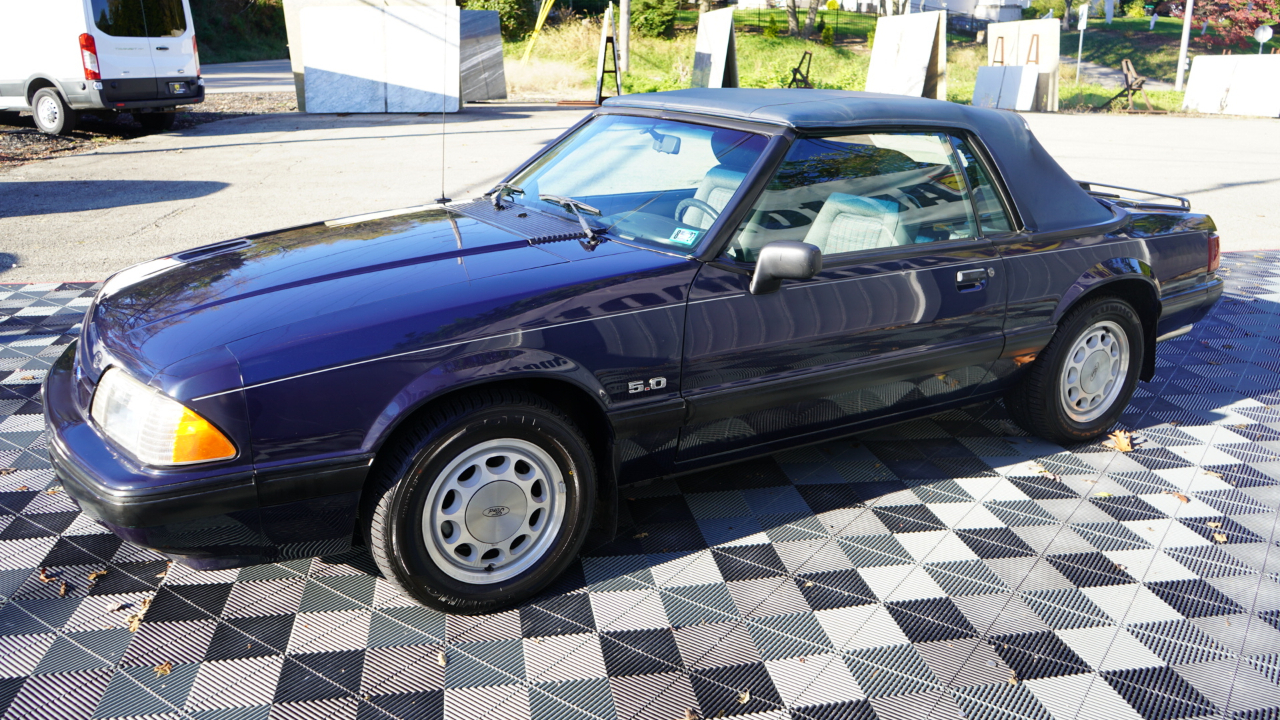 Ford Mustang 2dr Convertible LX Sport 5.0L 1989
