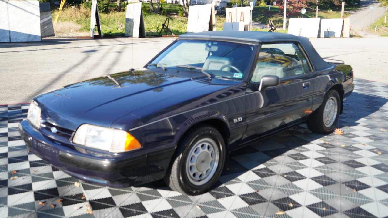 Ford Mustang 2dr Convertible LX Sport 5.0L 1989