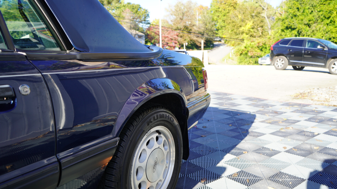 Ford Mustang 2dr Convertible LX Sport 5.0L 1989