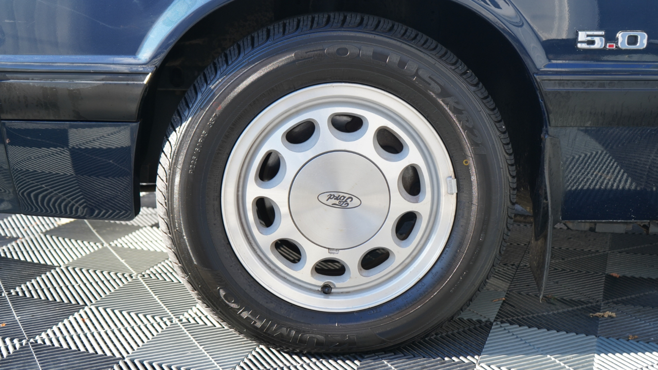 Ford Mustang 2dr Convertible LX Sport 5.0L 1989