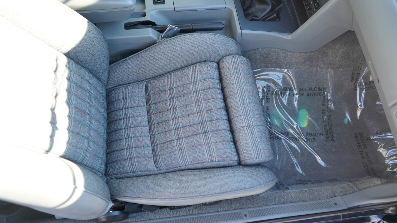 Ford Mustang 2dr Convertible LX Sport 5.0L 1989