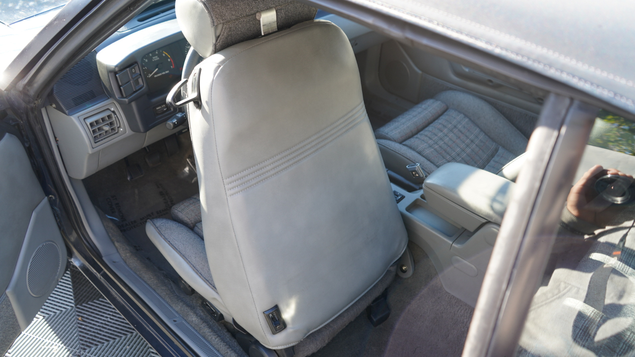 Ford Mustang 2dr Convertible LX Sport 5.0L 1989