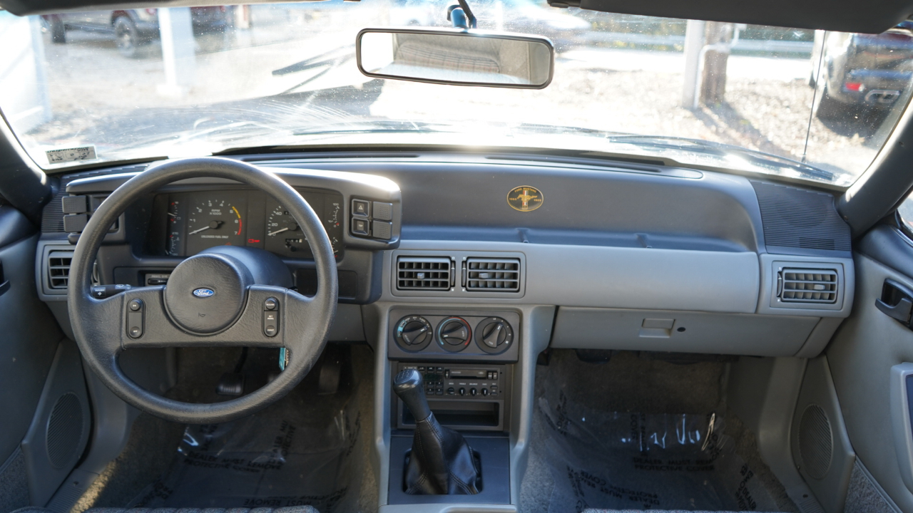 Ford Mustang 2dr Convertible LX Sport 5.0L 1989