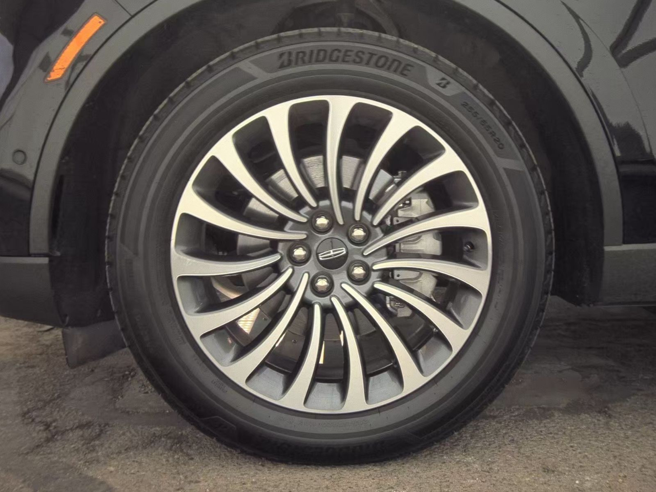Lincoln Aviator Reserve AWD 2021