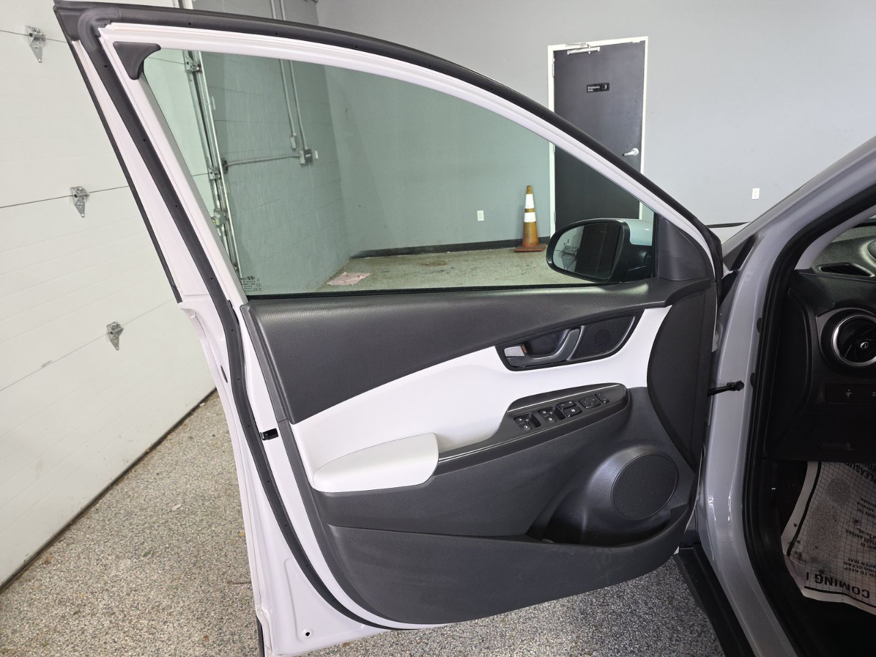 Hyundai Kona SEL Auto AWD 2023