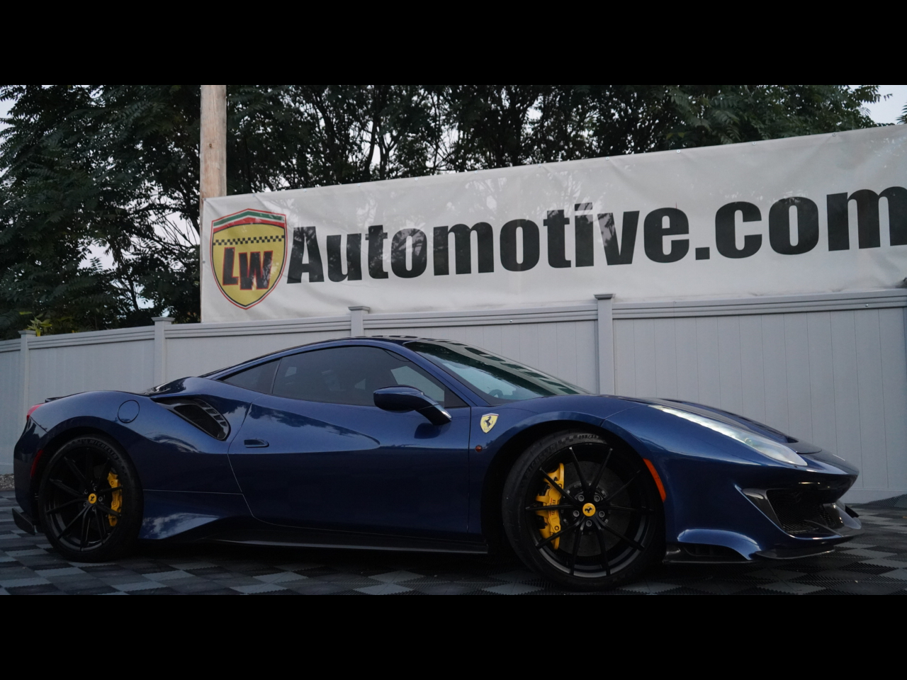 Ferrari 488  2018