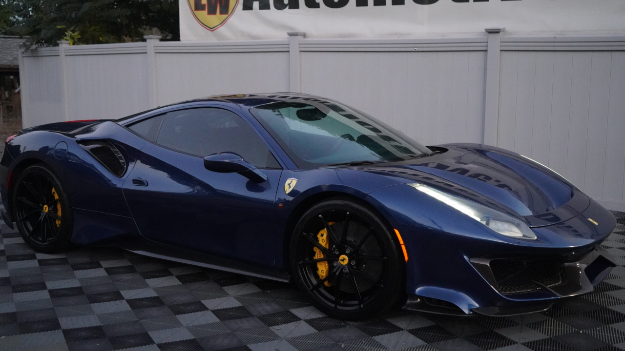 Ferrari 488  2018