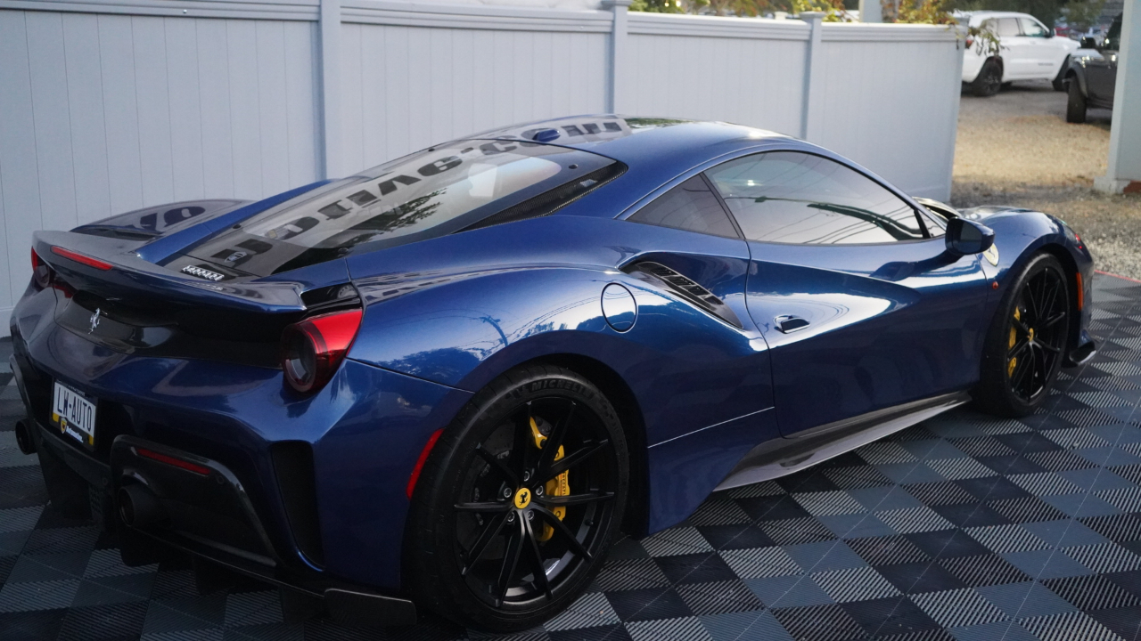 Ferrari 488  2018