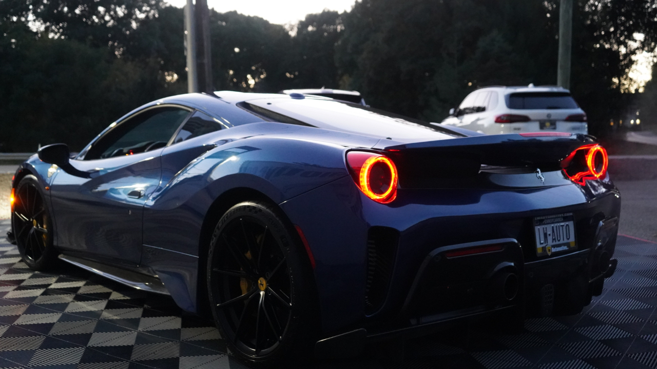 Ferrari 488  2018