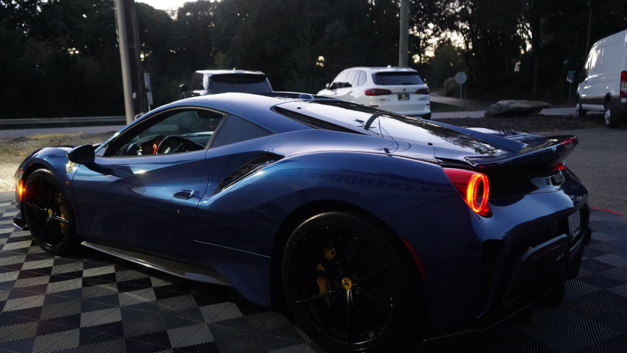Ferrari 488  2018