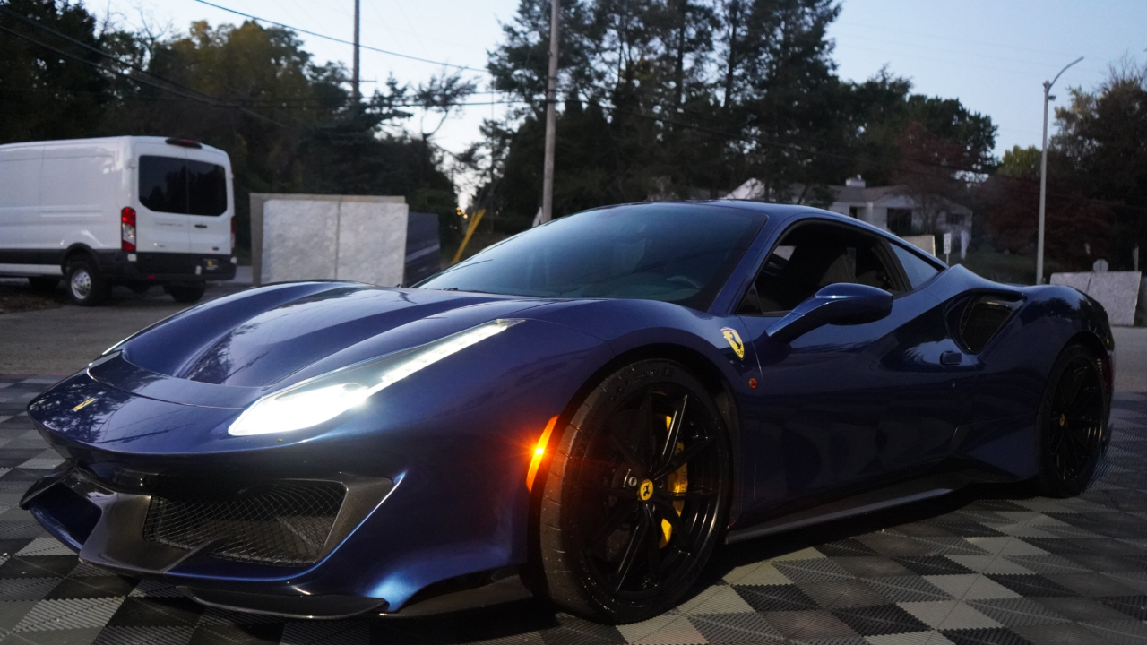 Ferrari 488  2018