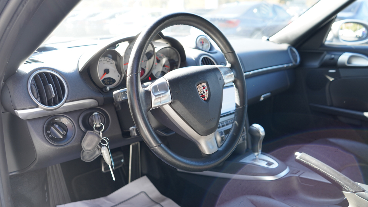 Porsche Cayman 2dr Cpe S 2006