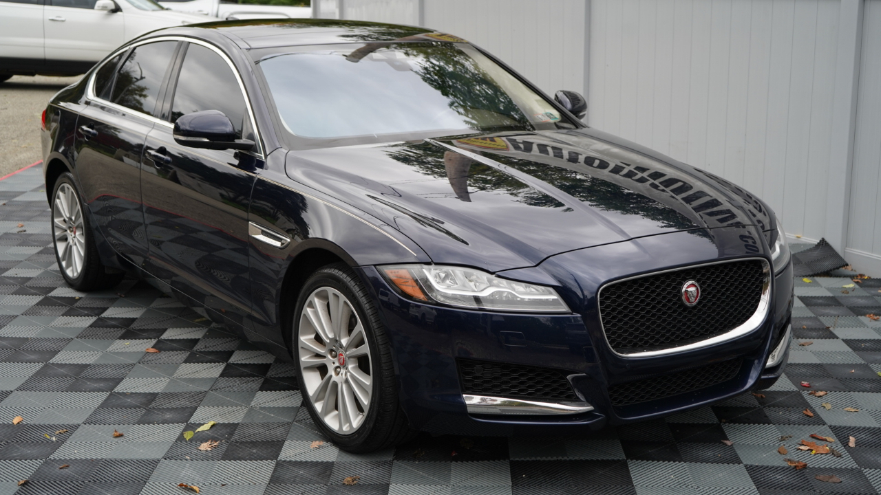 Jaguar XF Sedan 25t Prestige AWD 2020
