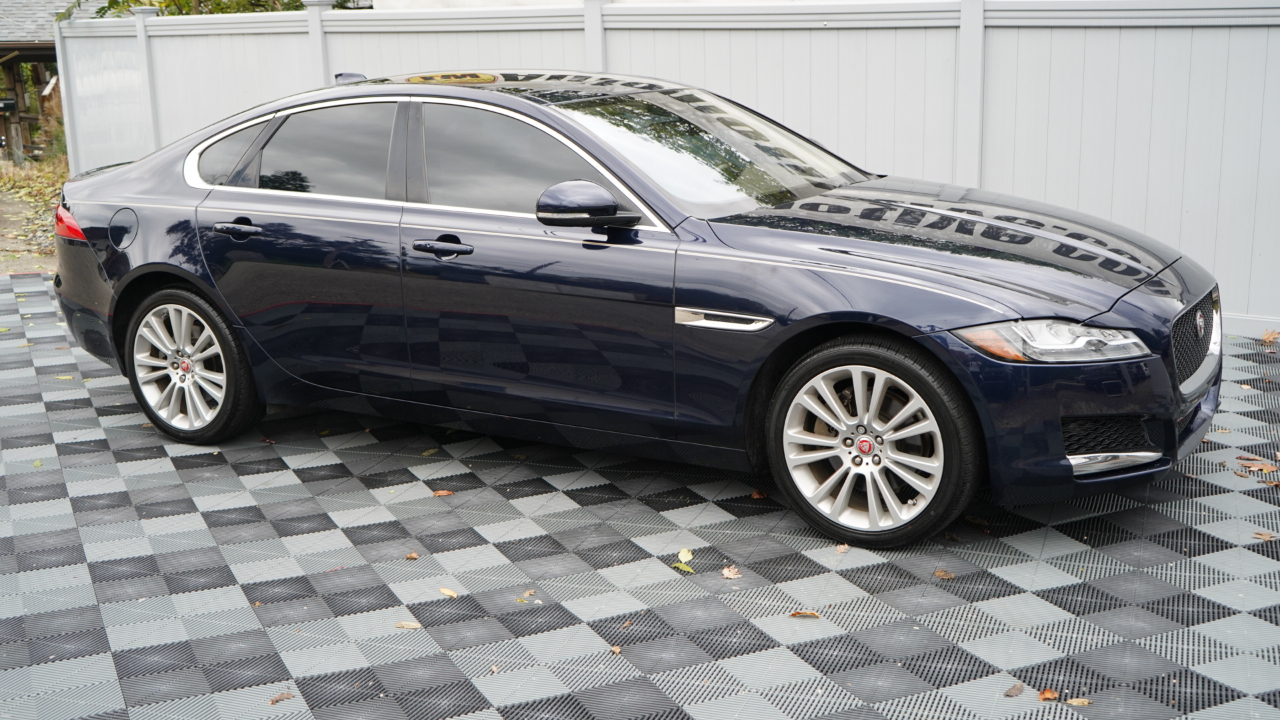 Jaguar XF Sedan 25t Prestige AWD 2020