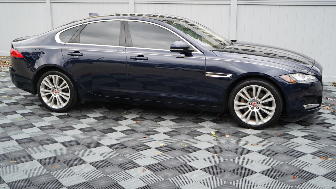 Jaguar XF Sedan 25t Prestige AWD 2020