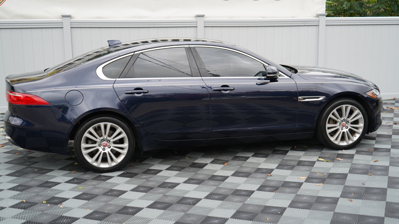 Jaguar XF Sedan 25t Prestige AWD 2020