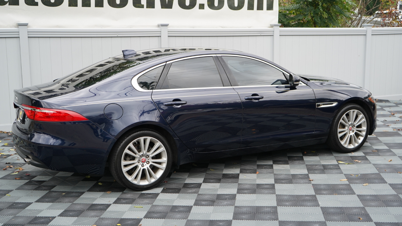 Jaguar XF Sedan 25t Prestige AWD 2020