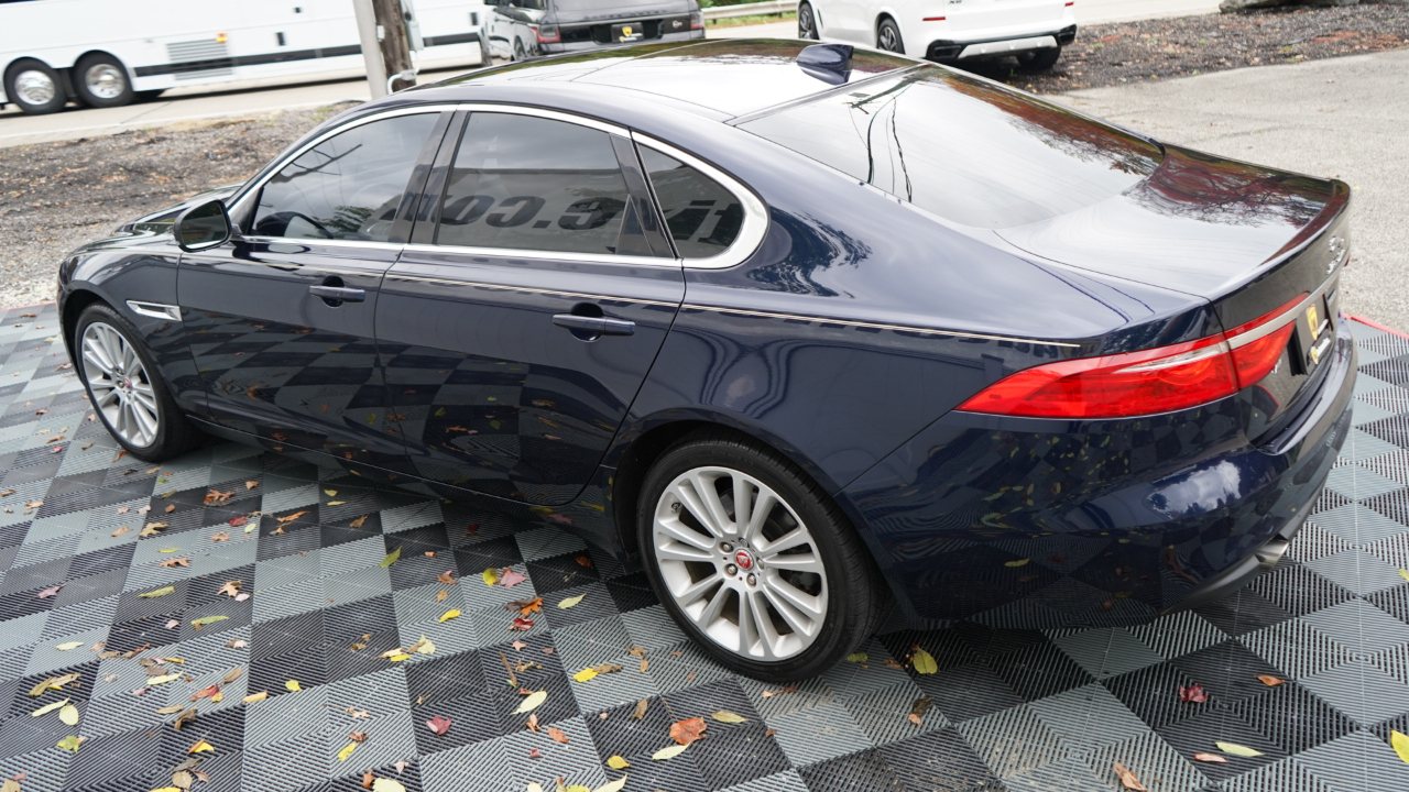 Jaguar XF Sedan 25t Prestige AWD 2020