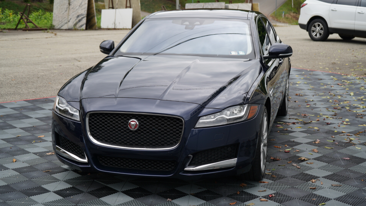 Jaguar XF Sedan 25t Prestige AWD 2020
