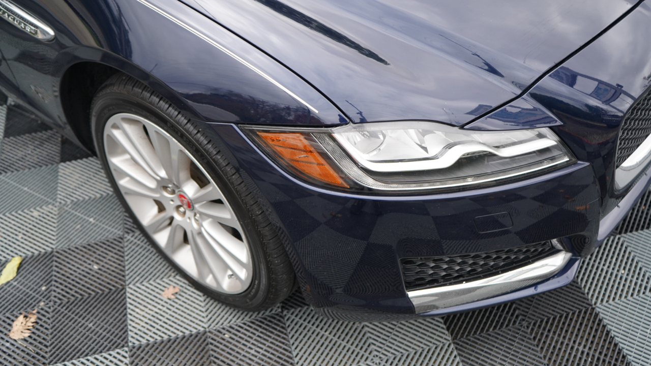 Jaguar XF Sedan 25t Prestige AWD 2020