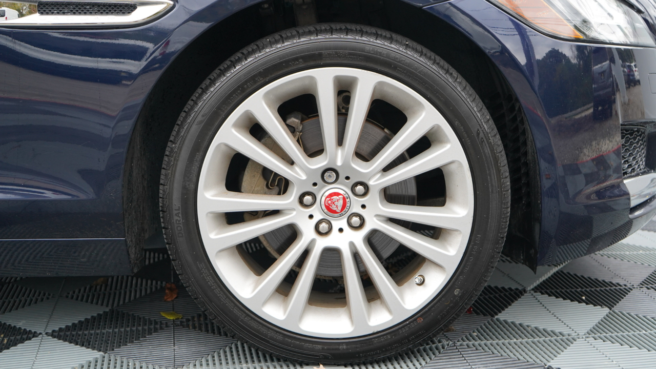 Jaguar XF Sedan 25t Prestige AWD 2020
