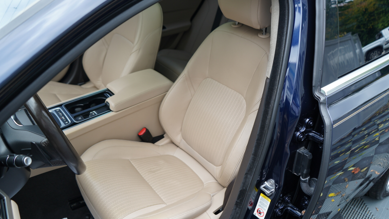 Jaguar XF Sedan 25t Prestige AWD 2020