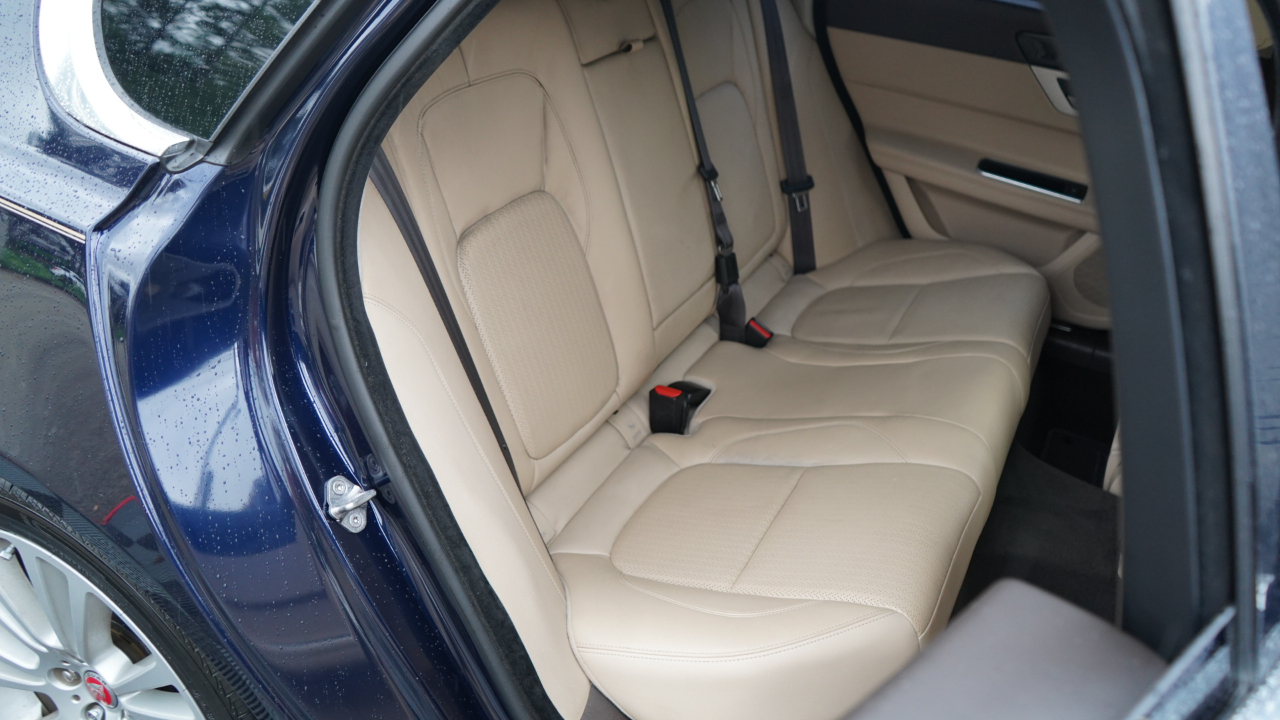 Jaguar XF Sedan 25t Prestige AWD 2020