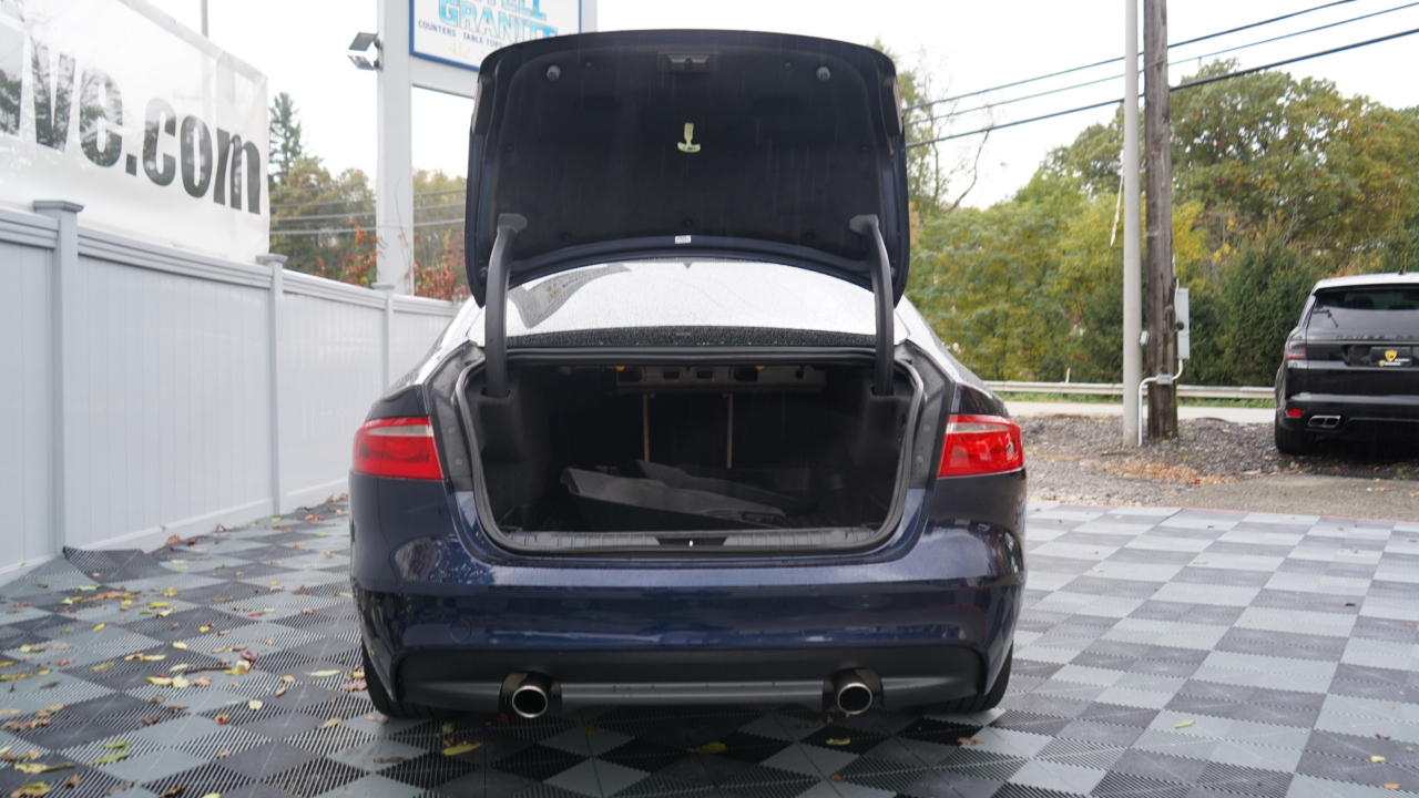 Jaguar XF Sedan 25t Prestige AWD 2020