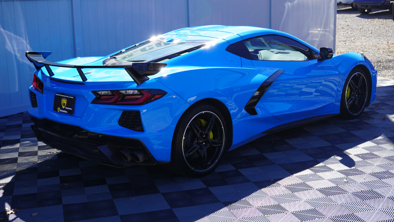 Chevrolet Corvette 2dr Stingray Cpe w/2LT 2021