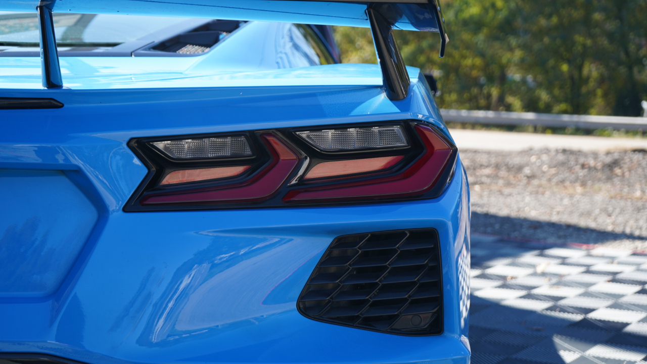 Chevrolet Corvette 2dr Stingray Cpe w/2LT 2021