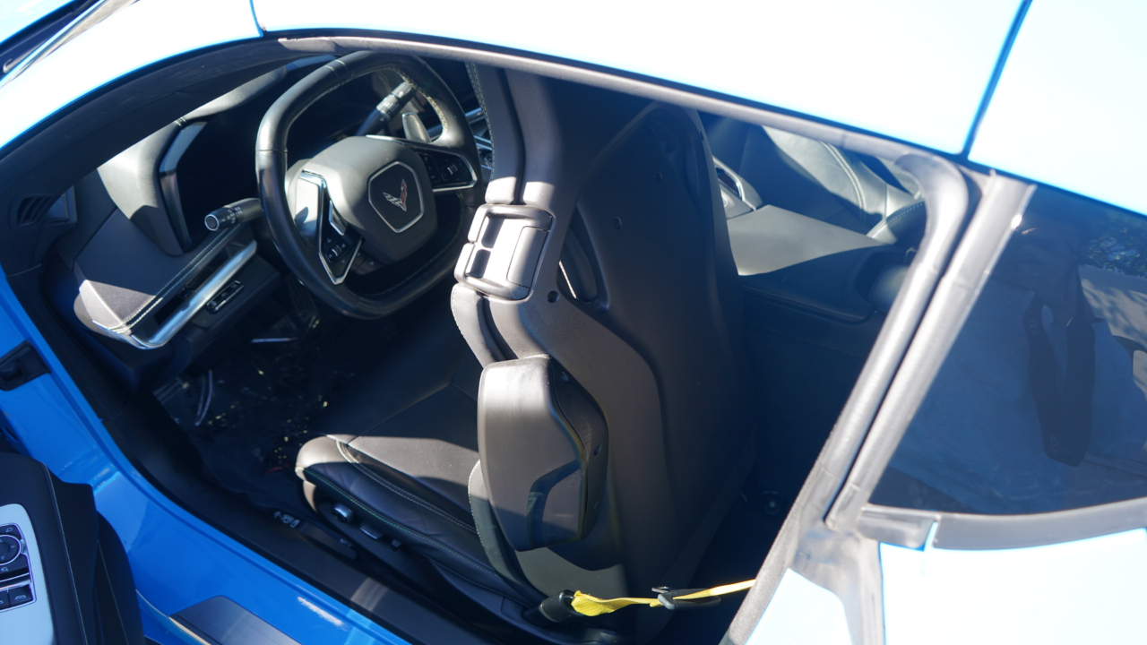 Chevrolet Corvette 2dr Stingray Cpe w/2LT 2021