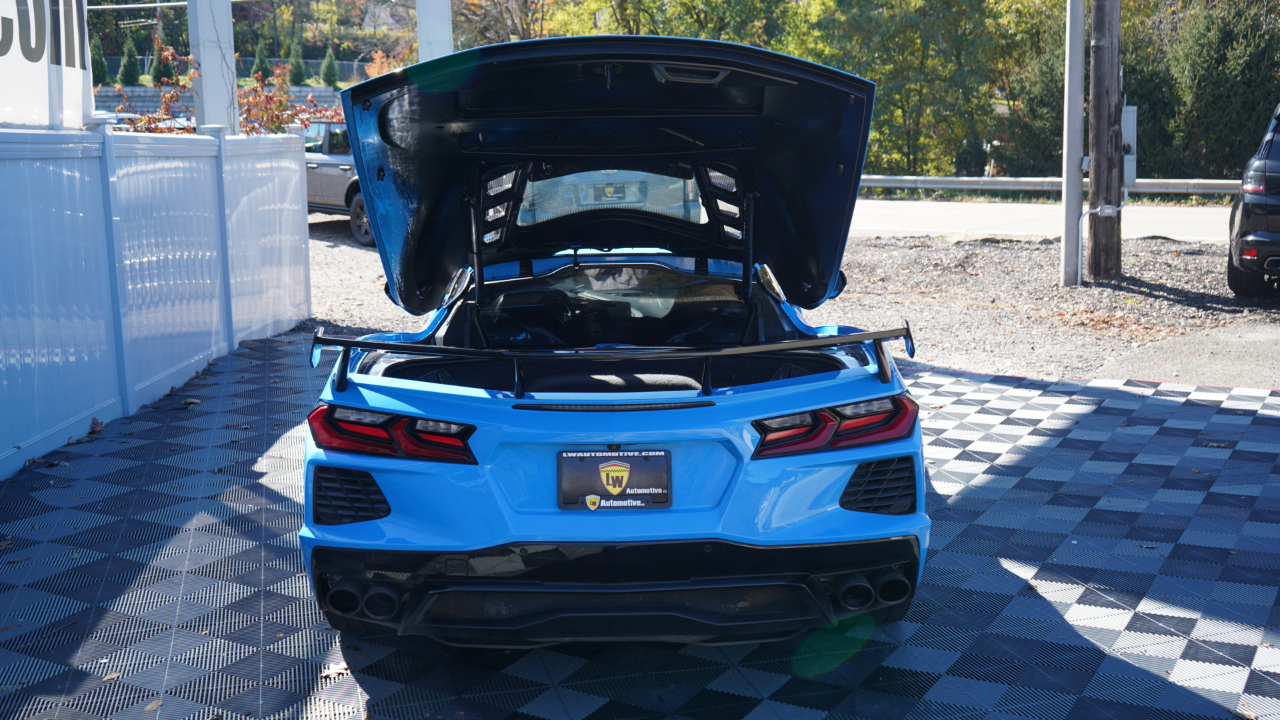 Chevrolet Corvette 2dr Stingray Cpe w/2LT 2021