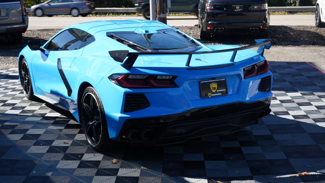 Chevrolet Corvette 2dr Stingray Cpe w/2LT 2021