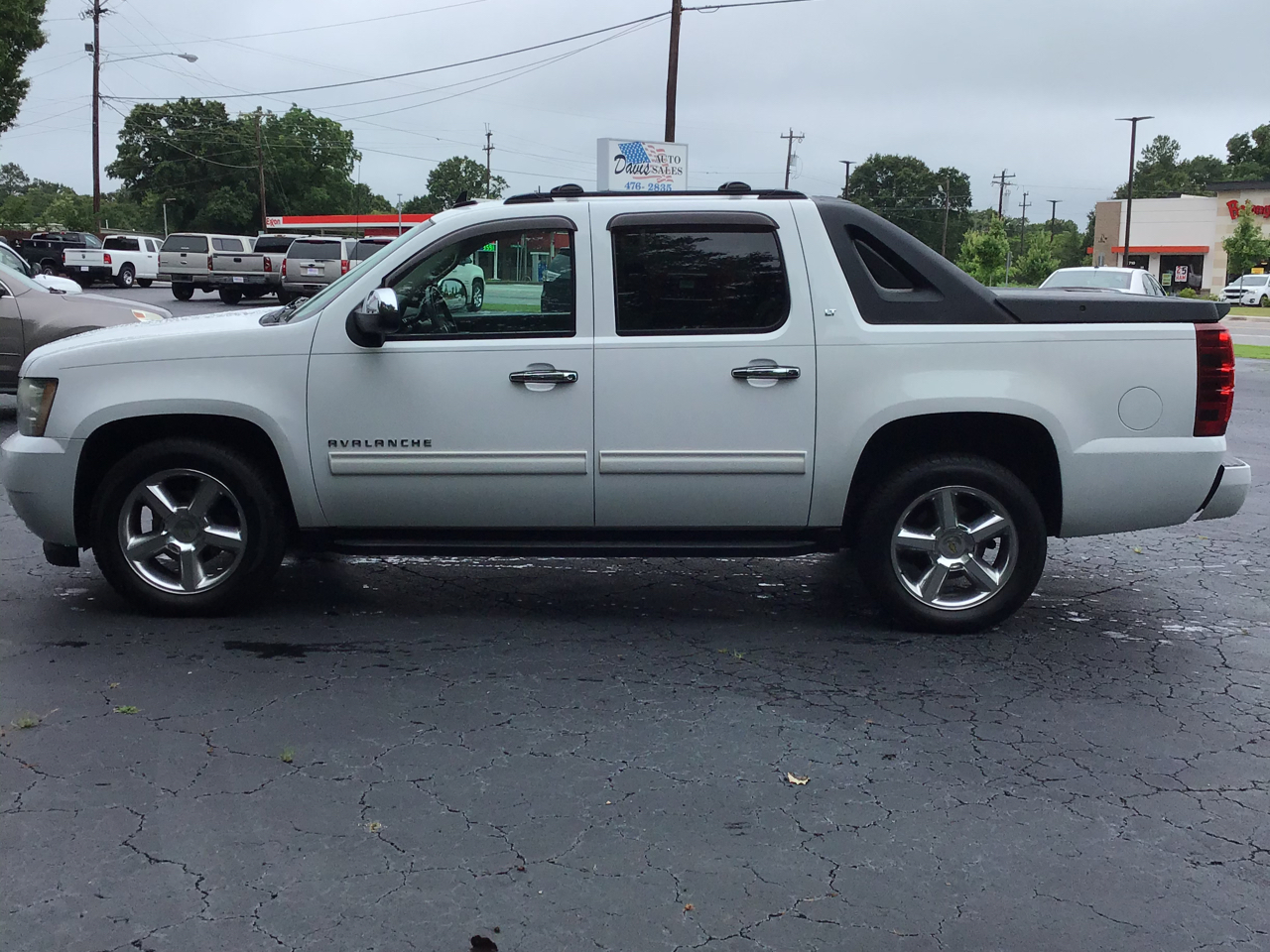 Used 2011 Chevrolet Avalanche LT 2WD for Sale in Woodruff SC 29388