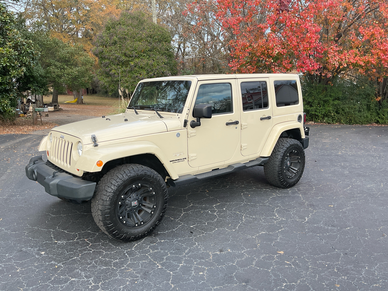 2011 Jeep Wrangler Unlimited Sahara 4WD