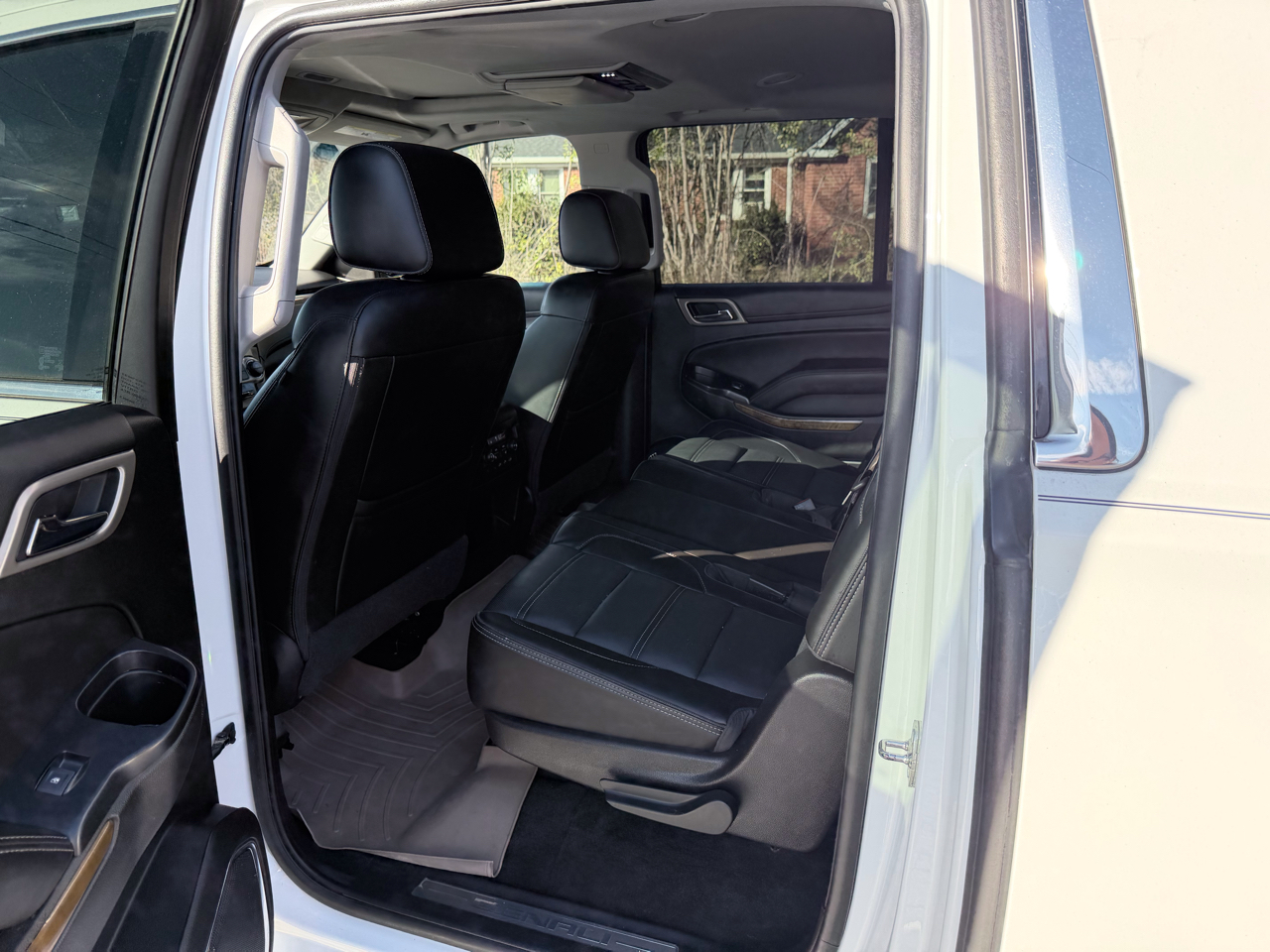 GMC Yukon XL Denali 4WD 2017