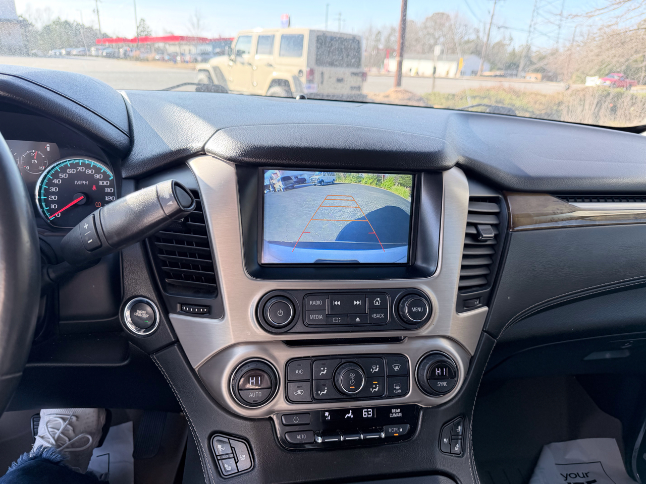 GMC Yukon XL Denali 4WD 2017