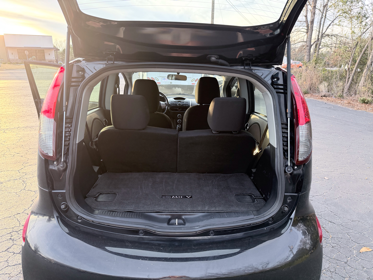 Mitsubishi I-MiEV SE 2012