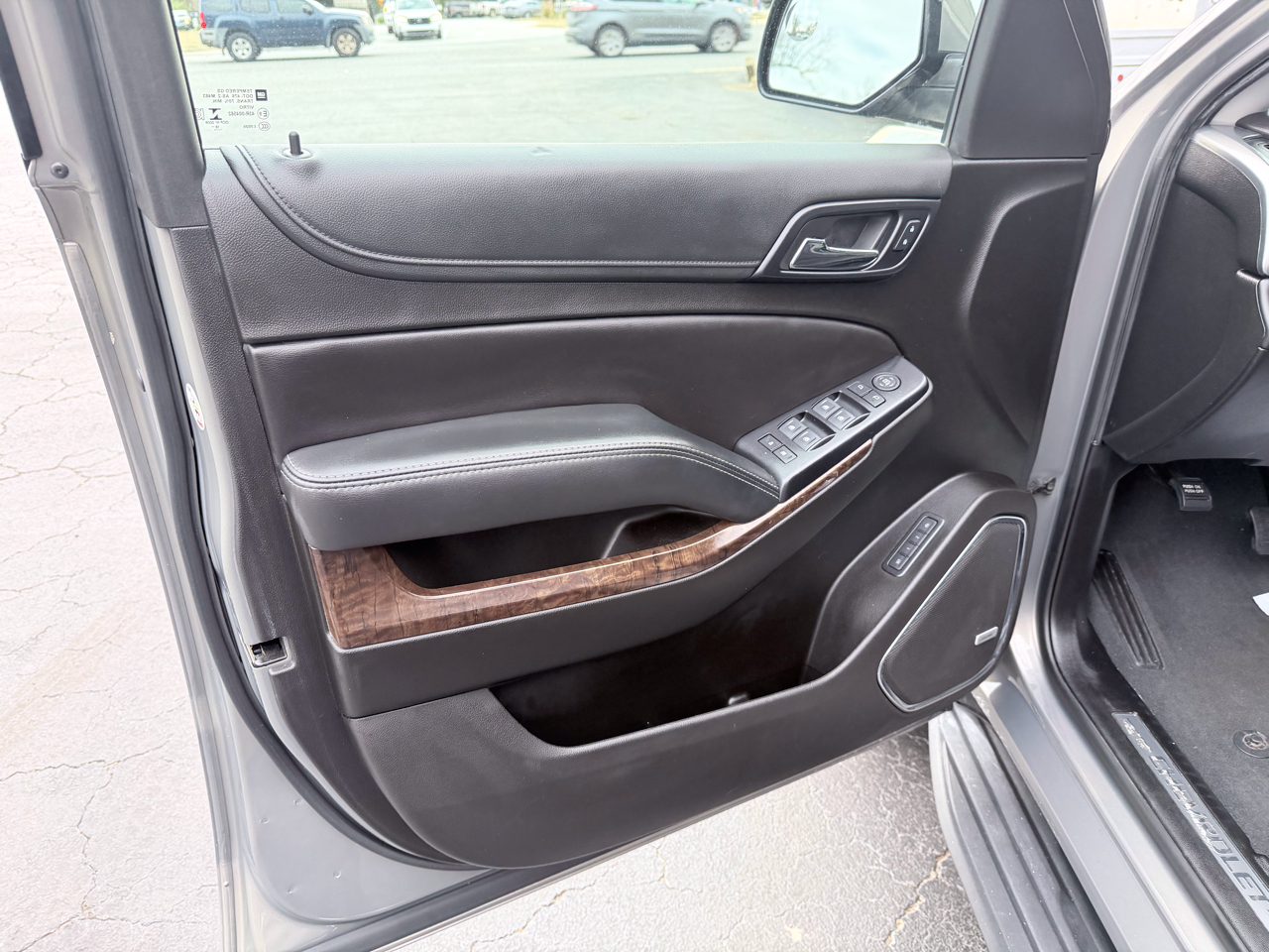 Chevrolet Suburban LT 2WD 2019